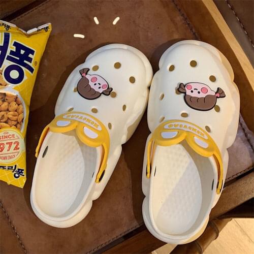 Lisapie Summer 2021 Garden clogs Women Beach Slip on Loafer Sandals Woman Comfortable Cartoon Cute Rubber Clogs Slid Sandalias