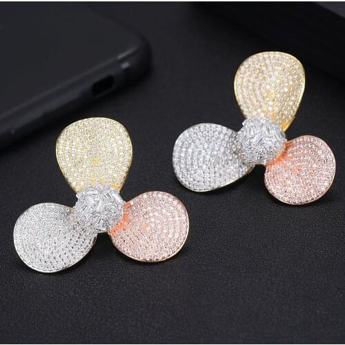 LARRAURI 2019 Hot Luxury Earrings Three-petal flower Earings For Women Oorbellen High Quality Full AAA Cubic Zirconia Earrings