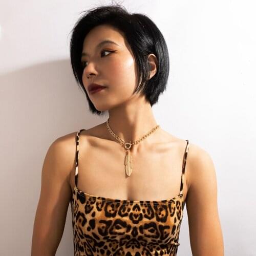 Docona Charms Leaf Pendant Necklace for Women Gold Color Geometric Metal Alloy Clavicle Chain Female Party Jewelry Collar 17604