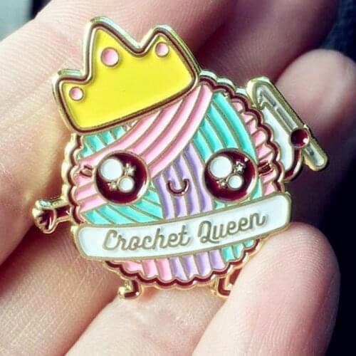 Crochet Queen Knitting Yarn Ball Enamel Brooch Pins Badge Lapel Pin Brooches Collar Jeans Jacket Fashion Jewelry Accessories