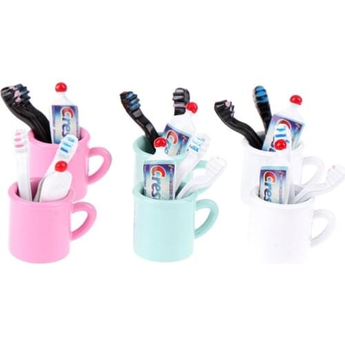 4Pcs/Set 1/12 Doll House Miniature Mini Mouthwash Cup And Toothpaste Toothbrush Set for Dollhouse Bathroom Furniture Decor