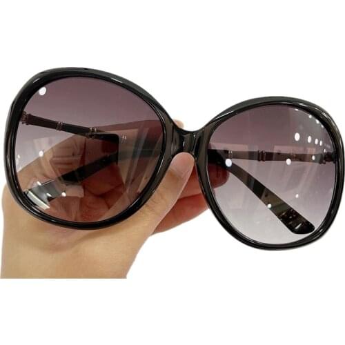 Round Sunglasses Women 2021 Vintage Brand Oversize Womens Sun Glasses Black Gradient Female Glasses Men.s Oculos UV400