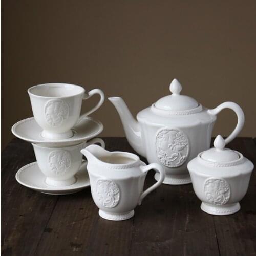Ceramic White Color Queen Embossed Teapot/Coffee Cup Saucer/Milk Jug/Sugar Jar
