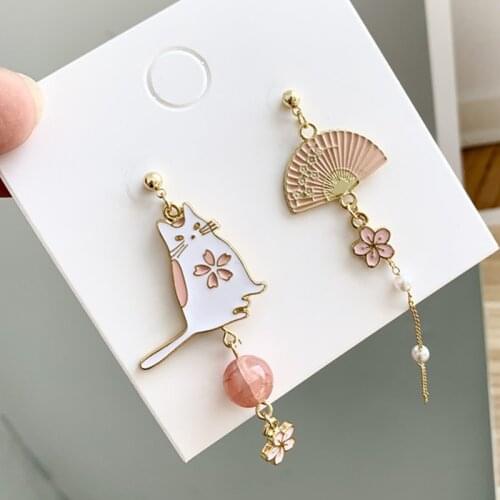 Korean Style Asymmetric Cute Animal Dangle Earrings For Women Flower Moon Star Kitten Bunny Balloon Earring Party Jewelry Gifts