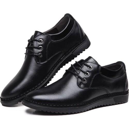 2020 New Mens Fashion Casual Shoes Leather Flat Bottom Breathable Mens Shoes Explosions Dress Shoes Mens Factory Direct Sales