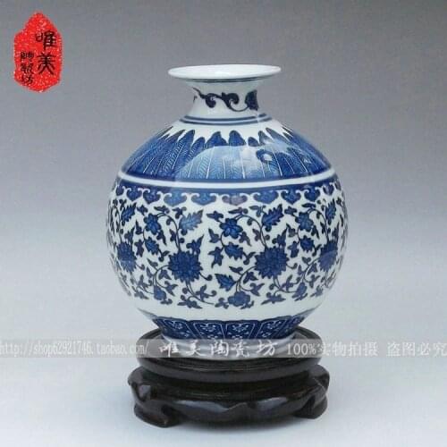 Ceramics blue and white vase Small pomegranate bottle blue and white porcelain crafts decoration