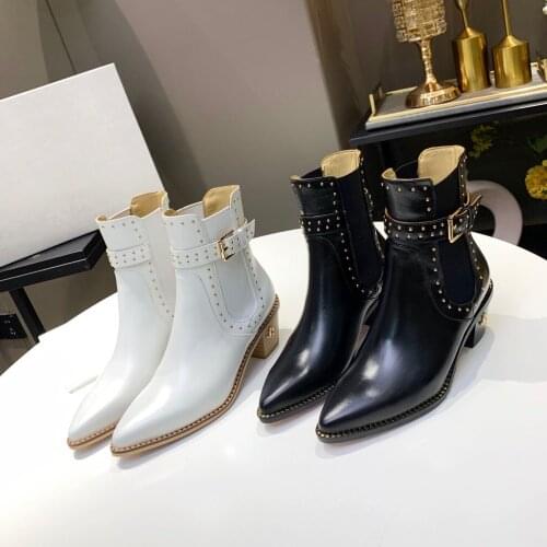 2021Newest Winter Shoes Woman Short Boots Ankle Boots Rivet Decora Boots Woman Pointed-Toes Square Heels Boots Woman Botas Mujer
