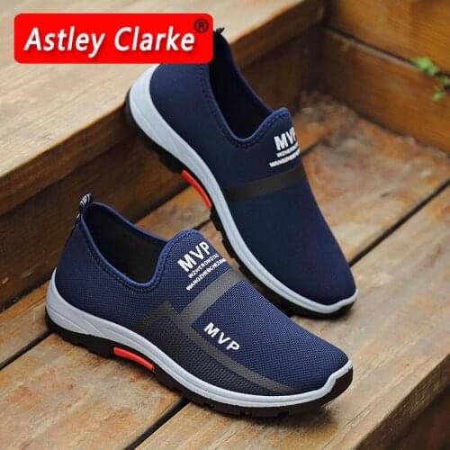 Flying Woven Mens Summer Breathable Sneakers 2021 Large Size Mens Running Shoes Low-Top Sneakers Mens Flat Shoes