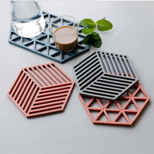 Anti-scalding Coaster Non-slip PVC Placemat Heat Insulation Coffee Cup Pad Table Coasters