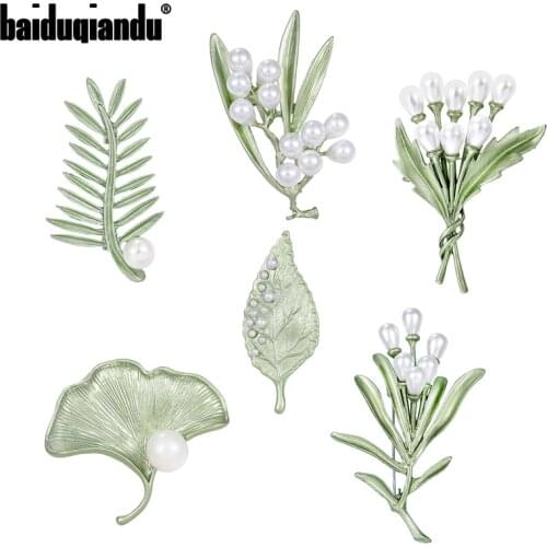 Baiduqiandu Brand 2021 Spring New Arrival Green Leaf Plant Brooch Pins Fashion Clothing Decoration Jewelry Accessories