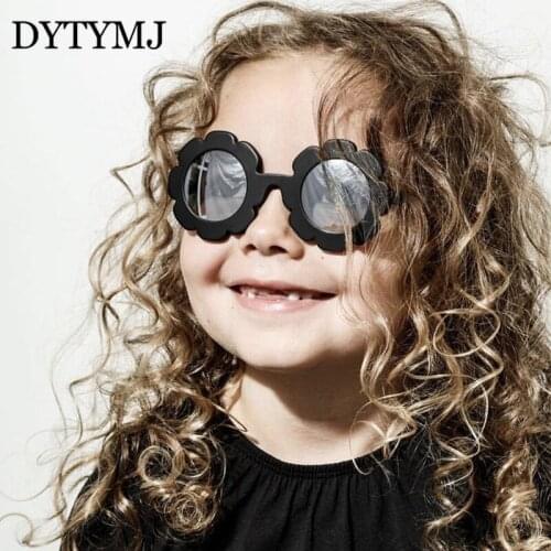 DYTYMJ Cute Children Sunglasses Fashion Flower Sunglasses for Kids High Quality Transparent Glasses Pink Shades for Girls Boys
