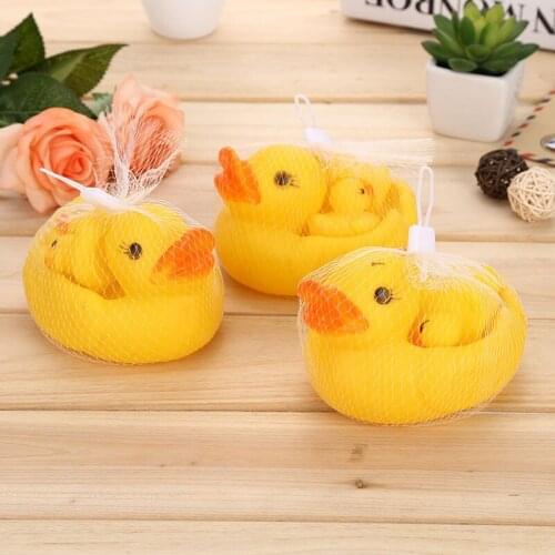 4Pcs Classic Baby Play Small Yellow Duck Bath Toy Childrens Rubber Doll Summer Bathroom Necessities Swimming Pool Toys