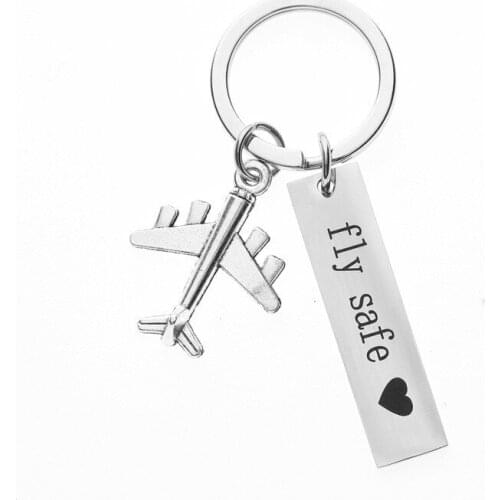 Oeinin Charms Key Chain Man Fly Safe Keychain Letter Lovers Letter Color Keyring Stainless Steel Pendant Arrtracive Llaveros