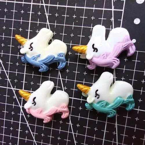 1pcs/lot Resin flat back Fart unicorn horse 28mm Ornaments Micro landscape Ornaments Creative Home Gardening Decorations