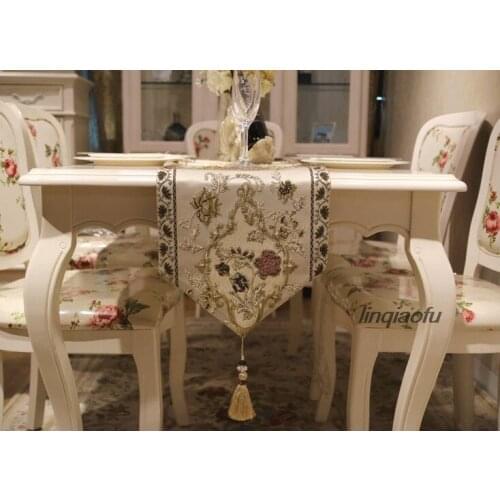 Modern and simple coffee table table runner, European style embroidery table cloth decoration table runner