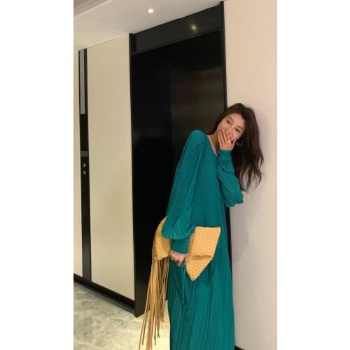 Garbociaga A Loose Dress With A Design Feel