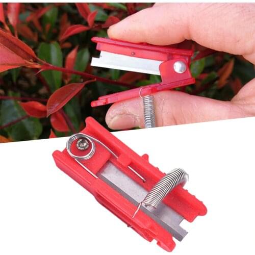 Portable Finger Knife Mini Garden Pruner Multifunctional Thumb Knife Safe Fruit Blade Tool Cutting Blade Ring Finger Protector