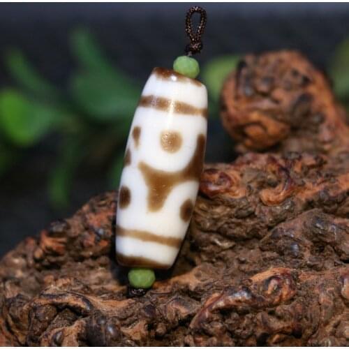 A Treasure Magic Tibetan Oily Old Agate Oily Patina White Line 6 Half Lotus dZi Bead Amulet Timestown UPD21Asw