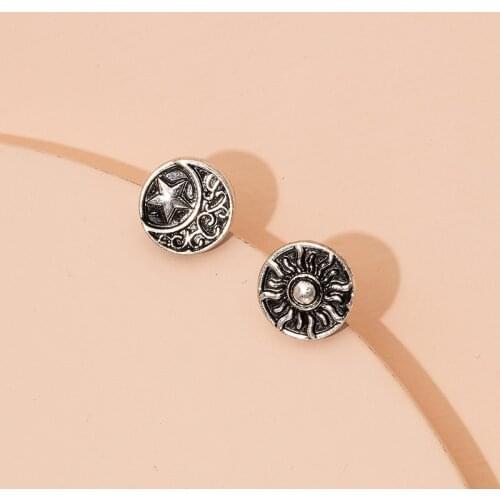 2021 Ins New Vintage Antique Heart Crescent Moon Geometric Piercing Stud Earrings Trendy Korean Fashion Women Party Jewelry