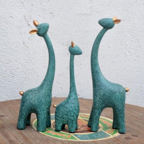 3PCS/SET DEER STATUE ANIMAL A FAMILY OF THREE CERF RESIN CRAFTWORK CAFE HOME DECORATION WEDDING GIFT L3053