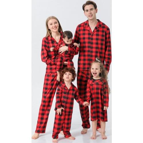 Mother Daughter Father Son Sleepwear Dog Mom Baby Mommy and Me Xmas Pjs Clothes Plaid Christmas Family Matching Pajamas Sets