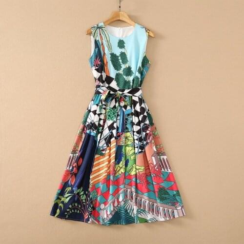 Europe and the United States womens clothing New Summer 2021 Sleeveless green printed round collar lace-up Fashion dress