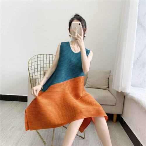 21 spring and summer new knee dress Miyake pleated color matching loose dress mid-length folda large swing split casual skirt