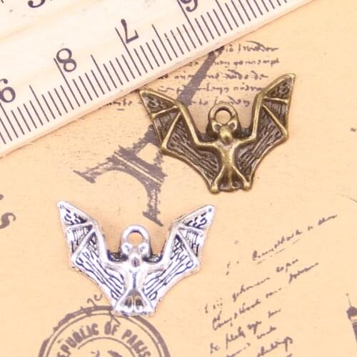 16pcs Charms flying bat vampire dracula halloween 17x23mm Antique Silver Plated Pendants DIY Handmade Tibetan Silver Jewelry