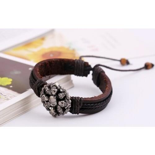 Creative Simple Punk Woven Leather Bracelet Gothic Horror Skull Bracelet Personality Mens and Womens Halloween Party Jewelry