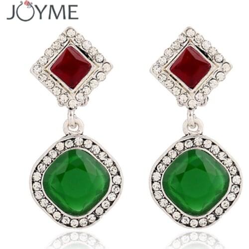 Charms Red Vintage Bohemia Style Waterdrop Clip Earrings No Pierced for Women Elegant Green Resin and Rhinestone Clip Earrings