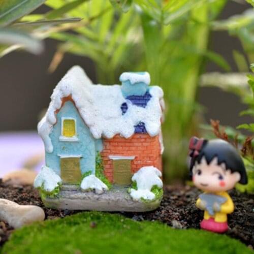 ZOCDOU 1 Piece Europe Villa Snow Scene House Iceland Building Architecture Model Small Statue Figurine Crafts Ornament Decor