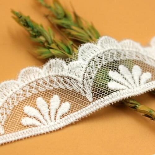 VQX164813 DIY Fabric Lace Black White Sweet Cordate Lace Trim DIY Craft Materials Clothing Accessories Lace Embroidery 3CM WIDE