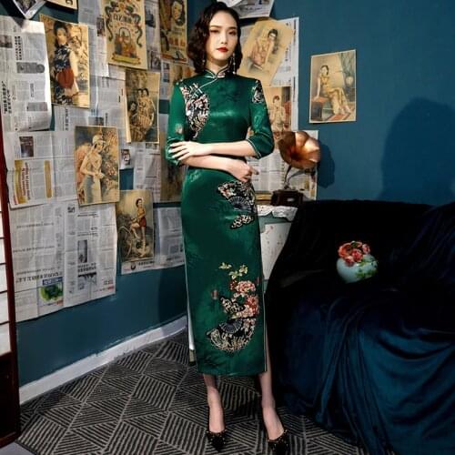 Qipao Dress Modern Silk Modern Cheongsam Chinese Traditional Women Dresses Floral Embroidery Oriental Party Vintage Dress 4XL