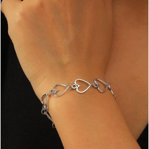 Punk Simple Hollow Out Heart Shaped Bracelet Creative Hip Hop Silver Color Hand Chain Accessories Womens Party Jewelry
