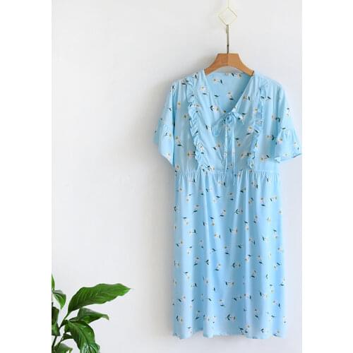 Short-sleeved Sexy Lingerie for Women with Chest Pad 100% Viscose V-neck Thin Sweet Cool Home Dress Summer Chemise Nuit Femme