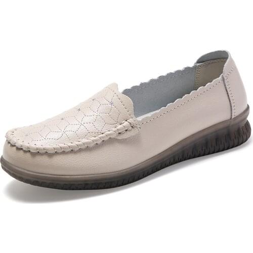 Women Flats Ballet Shoes Cut Out Leather Breathable Moccasins Women Boat Shoes Ballerina Ladies Casual Shoes