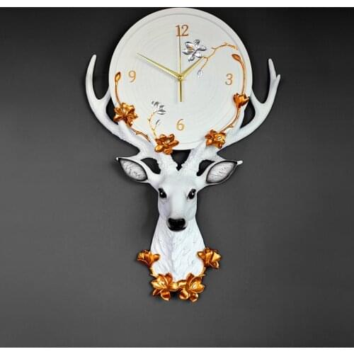 European Home Decor Deer Head Wall Sculpture Statue Hanging Wall Clock Mute Quartz Clock Living Room Decoration