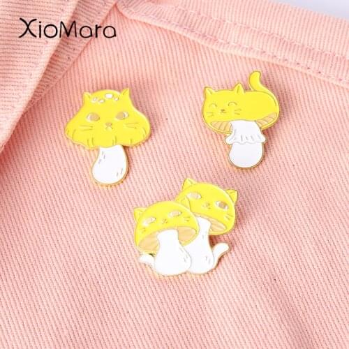 Spilla smalto fungo giallo fungo magico gatto coppia spille distintivi per zaini giacche borse cappelli top pianta gioielli