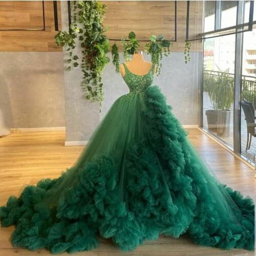 Luxury Green Ball Gown Prom Dresess Scoop Neck Sequins Ruffles Women Party Gowns Tiered Skirts Customize Robe De Soirée