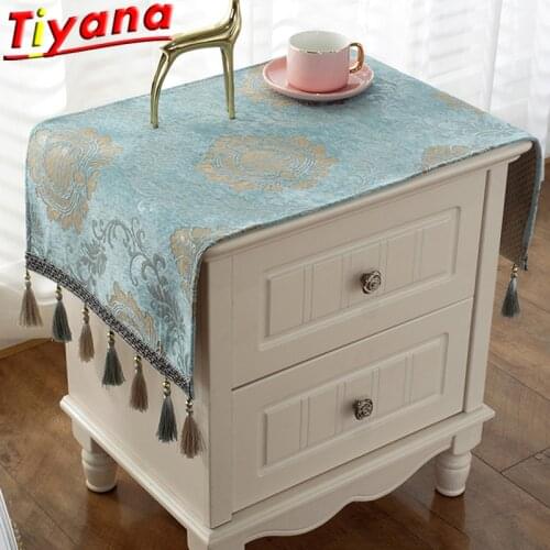 Nordic Bedside Table Cover European-style Non-slip Dustproof TV Cabinet Cover Cloth Chenille Small Square Towel Tablecloth &VT