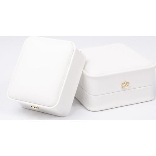 New Simple Environmental Protection PU Leather Fashion Crown Rounded Corner Jewelry Box Ring Pendant Bracelet Long Chain Forgift