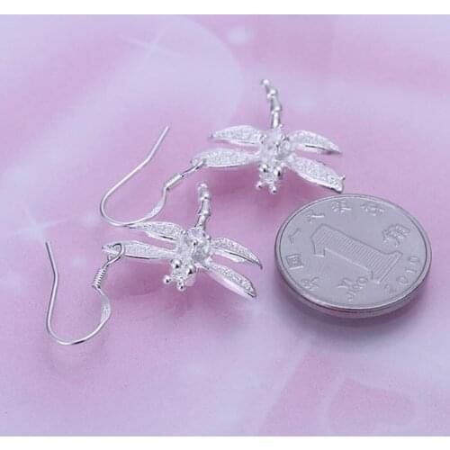 New Dragonfly Crystal Earrings Jewelry Trends Exquisite Beauty of Drop Earrings Women Jewelry Gift