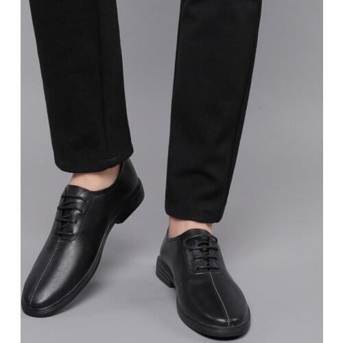 Men Black Casual Shoes Zapatos De Hombre Casual Zapatillas Mens Shoes Leather For Men Black Mens 2020 Man Shoe Casuales