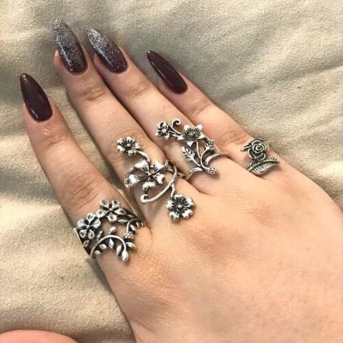 Hot Sale Fashion Retro 4-piece Set of Hollow Carved Forest Vine Leaves Flowers Ladies Party Opening Ring Jewelry