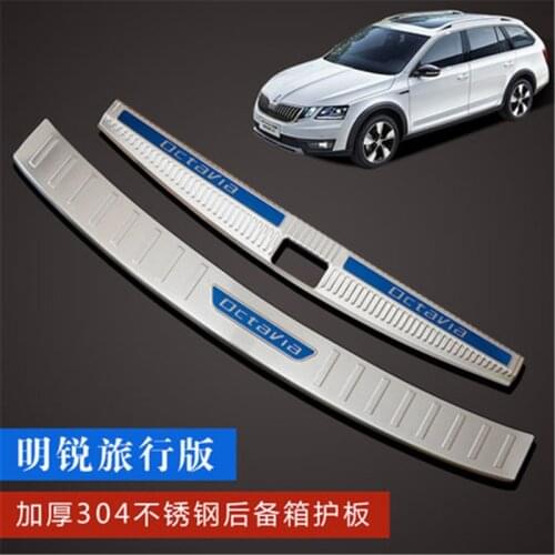 For 2018 2019 2020 Skoda Octavia Travel version stainless steel car Trunk Tread Plate Trim Rear Bumper Protector Sill