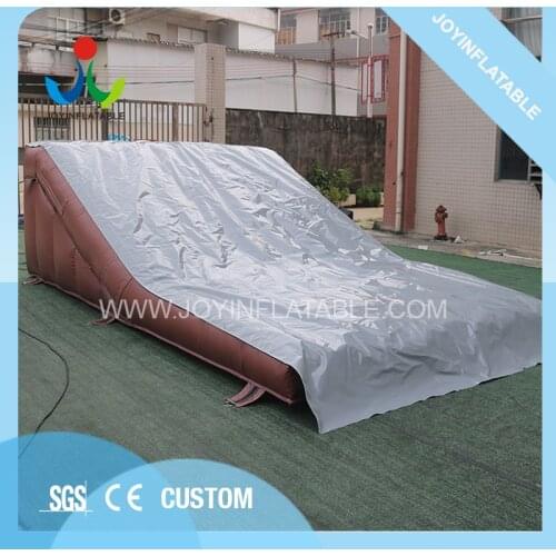 MBX Freestyle Wedge Inflatable Air Bag Lander