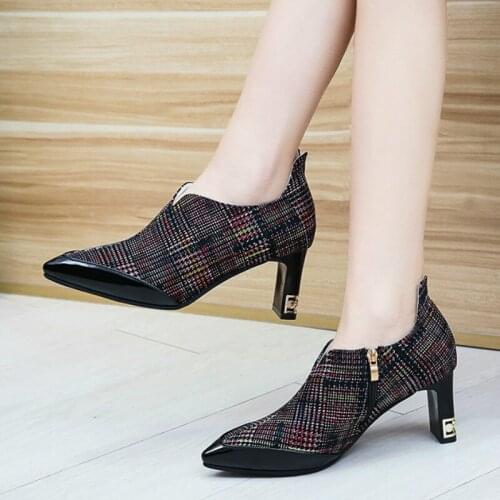 Womens Heeled Shoes Spring 2020 New Fashion zip striped checkered tip square heel non-slip high quality womens shoes U28-18