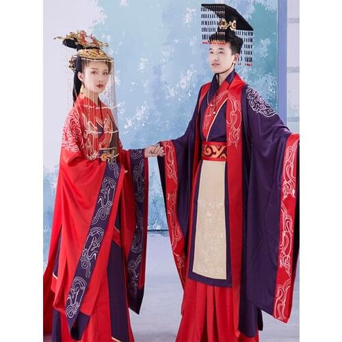 Chinese Traditional Wedding Hanfu Costume Set for Bride and Groom Qin Han Dynasty Long Tail Couple Wedding Costume Embroidery