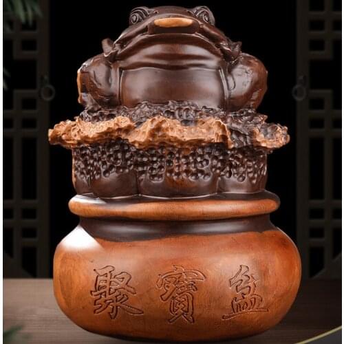 Wood carving toads find money to put a solid wood coronavit golden cicada toad handicraft wangcai office decoration
