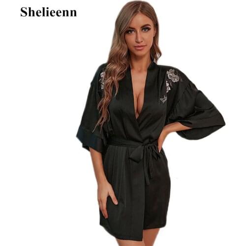 Women Silk Satin Short Night Robe Print Floral Kimono Robe Fashion Sexy Bathrobe Peignoir Femme Wedding Bride Bridesmaid Robe